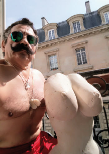 Mes seins m'ont servi de boussole